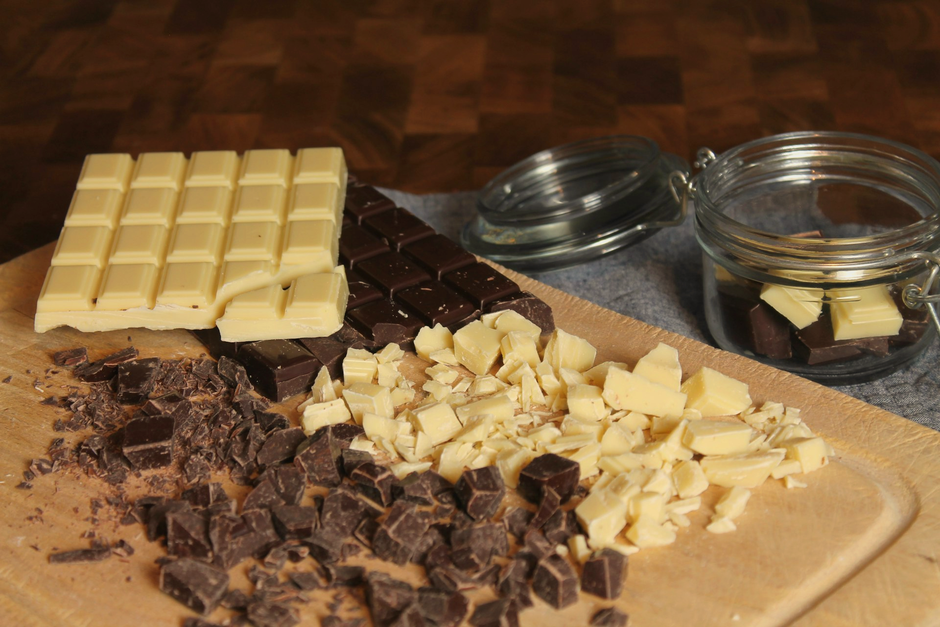A cutting board topped with lots of food